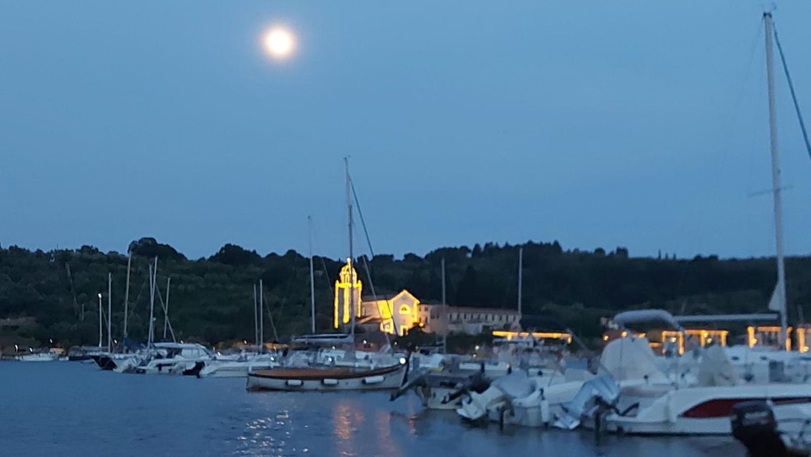 Agriturismo Il Bardellino Fivizzano Dış mekan fotoğraf